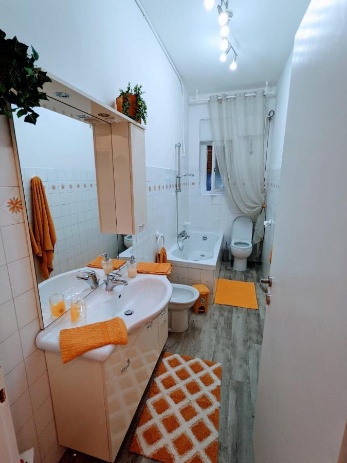 Casa Vacanza Due Elle - Casa Margherita Terst Exteriér fotografie